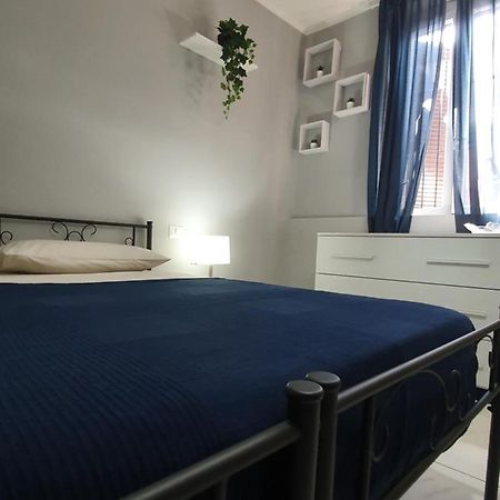 Appartamento La Maison Deluxe Lodi Esterno foto